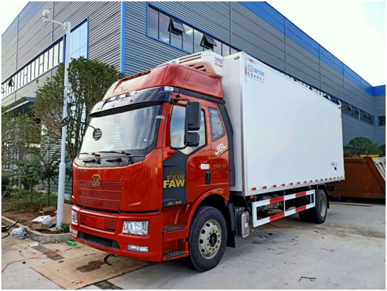 解放J6L 6.8米冷藏車(chē)國(guó)六